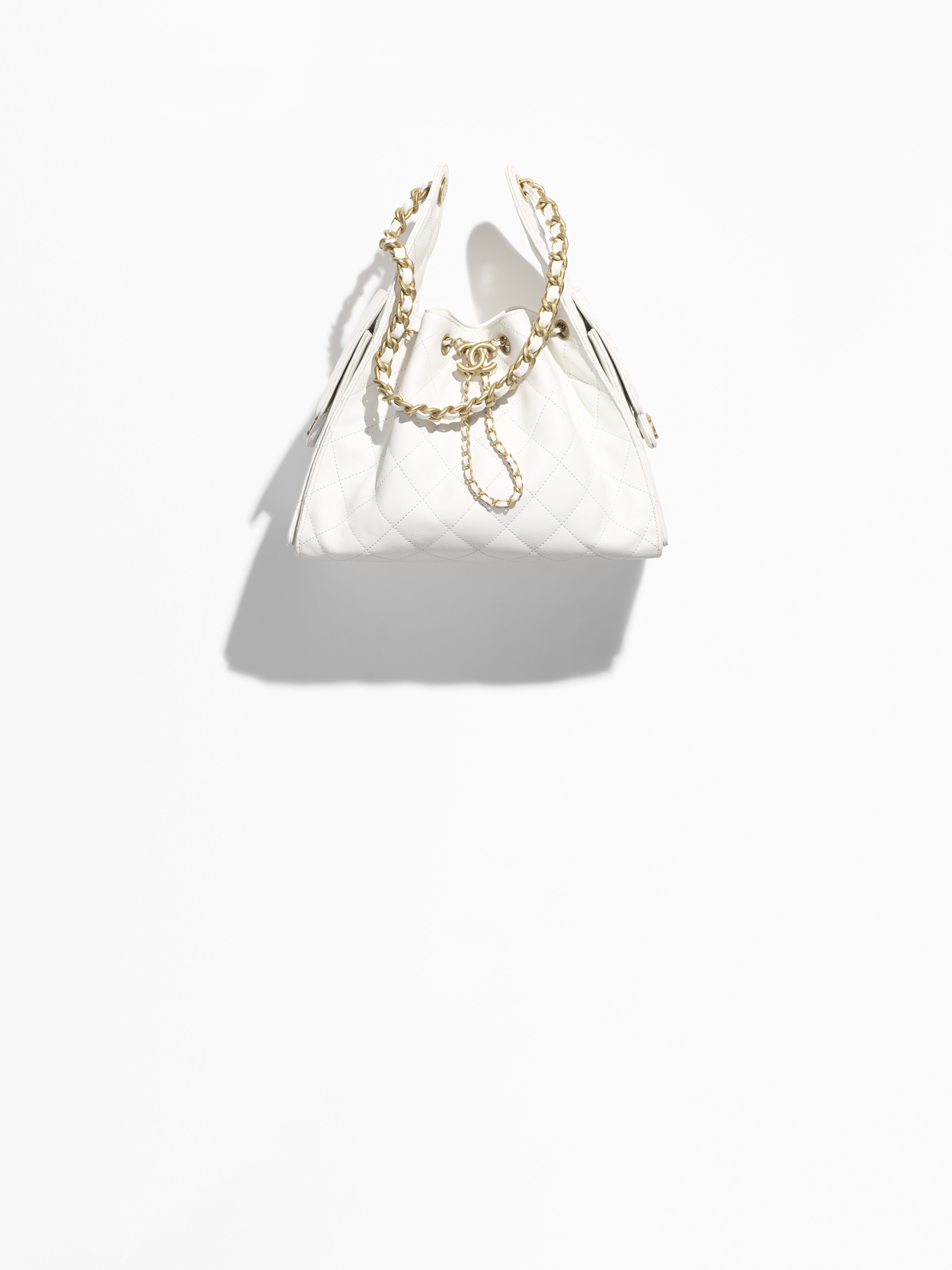 Borsa CHANEL 25 piccola - Bianco - Pelle martellata & metallo effetto dorato - vista artistica 1 grande